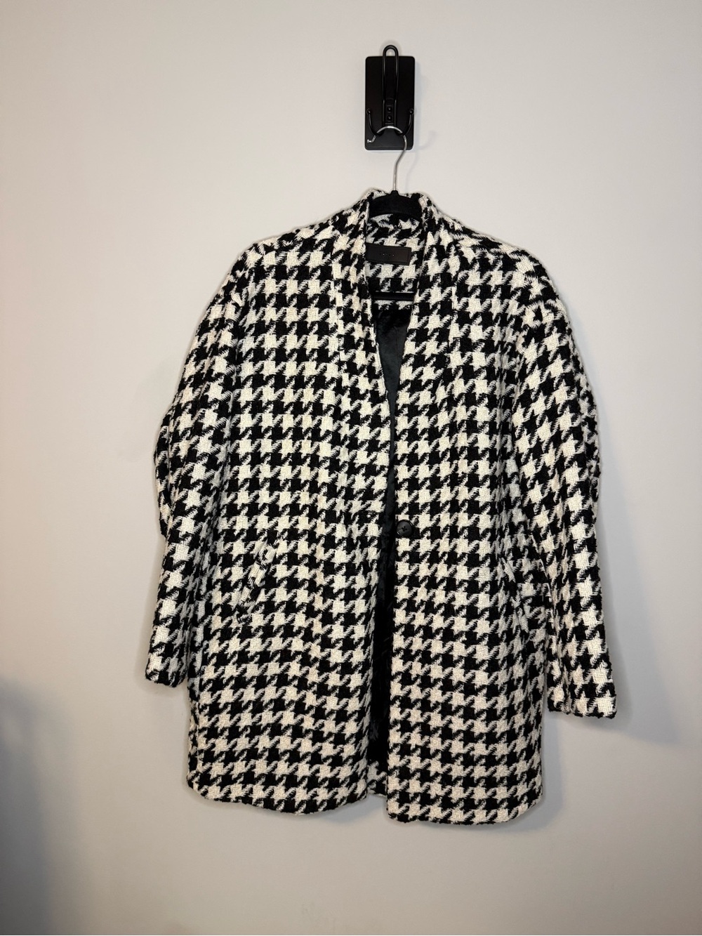 Urban Outfitters Blank NYC “Your Own Beat” Houndstooth Cocoon Coat L Oversized